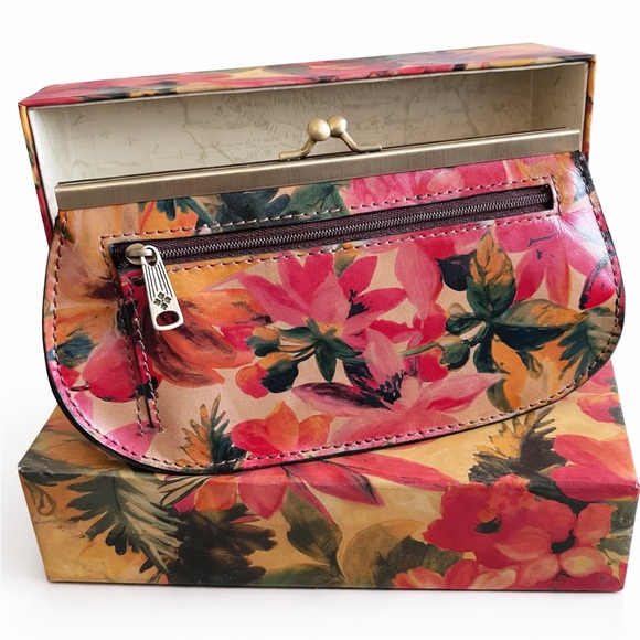 Patricia Nash Autumn Floral Clutch - Red and Orange - Picture 4 of 4